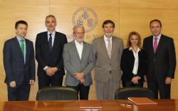 Esquerra a dreta: Paco Alós, Cristóbal Suria, Esteban Morcillo, Rosendo Ortí, Ana Bonmatí i José María Company.