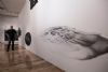 Chema López reflexiona sobre el poder manipulador de les imatges en una exposició a La Nau