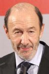  Alfredo Pérez Rubalcaba oferirà aquest dijous, dia 27 d’abril, a les 19 hores, una conferència en el Centre Cultural La Nau de la Universitat de València sota el títol ‘Algunes idees rebudes en educació’. L’acte, que se celebrarà al Paranimf, estarà presidit pel rector de la Universitat de València, Esteban Morcillo, i estarà moderat pel catedràtic de Psiquiatria de la institució, Rafael Tabarés. 